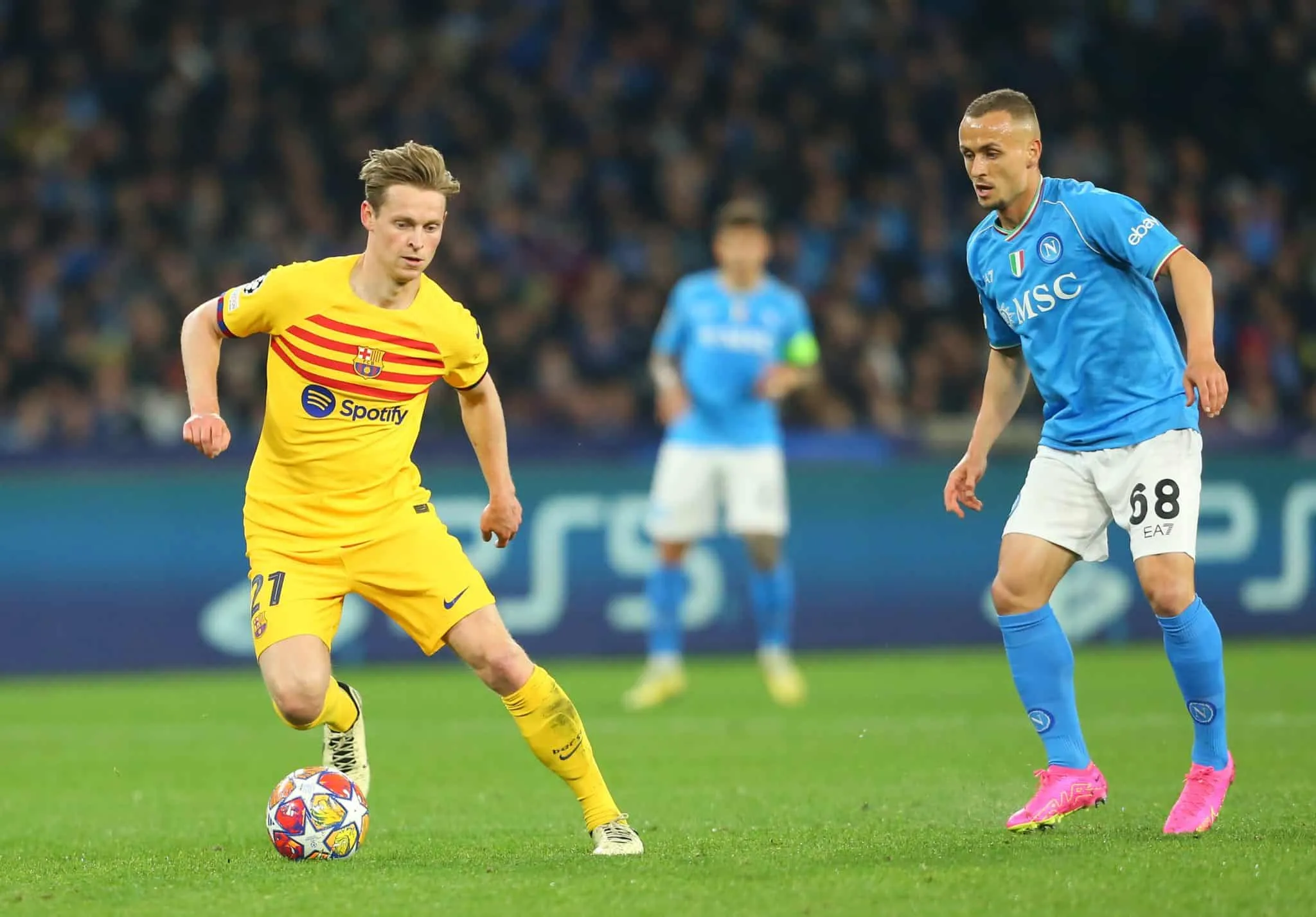 &lsquo;Joga como um carteiro&rsquo;: De Jong recebe cr&iacute;ticas pesadas por atua&ccedil;&otilde;es no Barcelona