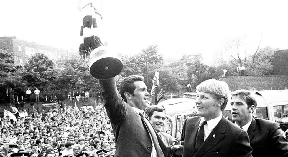 H&aacute; 50 anos, o Newcastle levantava sua &uacute;ltima grande ta&ccedil;a: a Copa das Feiras