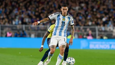 Simplesmente pisar em campo contra o Brasil pode render recorde para Di Mar&iacute;a pela Argentina