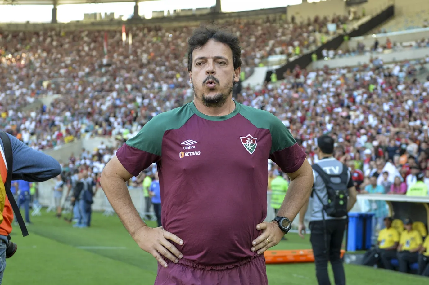 Diniz n&atilde;o critica arbitragem do Fla-Flu, mas conflito de interesses &eacute; assunto