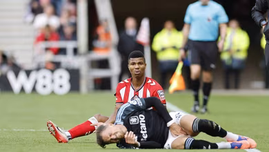 Aston Villa n&atilde;o vence mesmo com expuls&atilde;o &lsquo;matando&rsquo; talento do Sunderland e entristecendo jogo