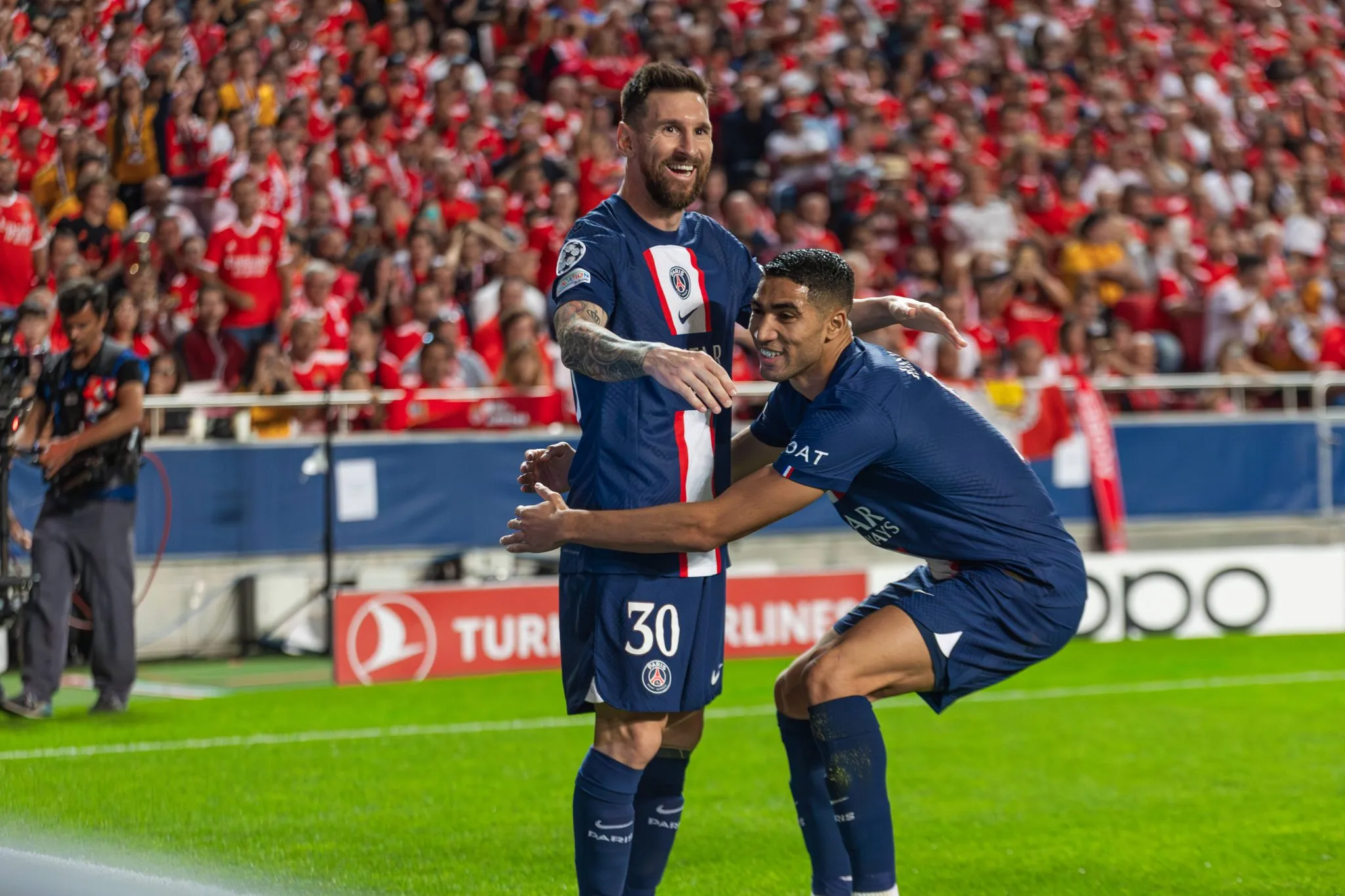 Hakimi e Messi, em 2022