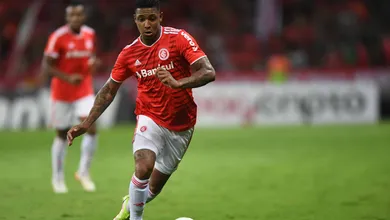 Ap&oacute;s Jo&atilde;o Victor, Vasco surpreende e anuncia chegada de David, do Inter, por empr&eacute;stimo