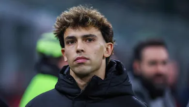 Ap&oacute;s fracasso no Milan, Jo&atilde;o F&eacute;lix pode voltar &agrave;s origens para resgatar carreira