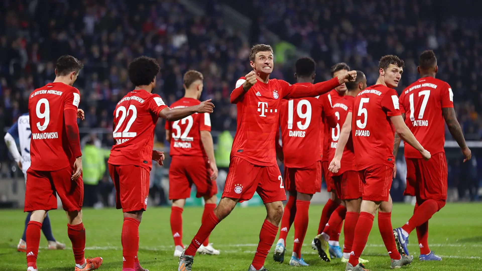 M&uuml;ller saiu do banco e evitou a prorroga&ccedil;&atilde;o ao Bayern com o gol da vit&oacute;ria nos minutos finais