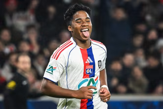 Gol, entrosamento precoce e fome de jogo: Como foi a estreia de Endrick pelo Lyon