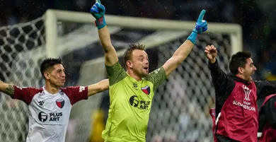 Her&oacute;i contra o Galo, Buri&aacute;n tamb&eacute;m superou um drama pessoal para chegar &agrave; decis&atilde;o da Sul-Americana