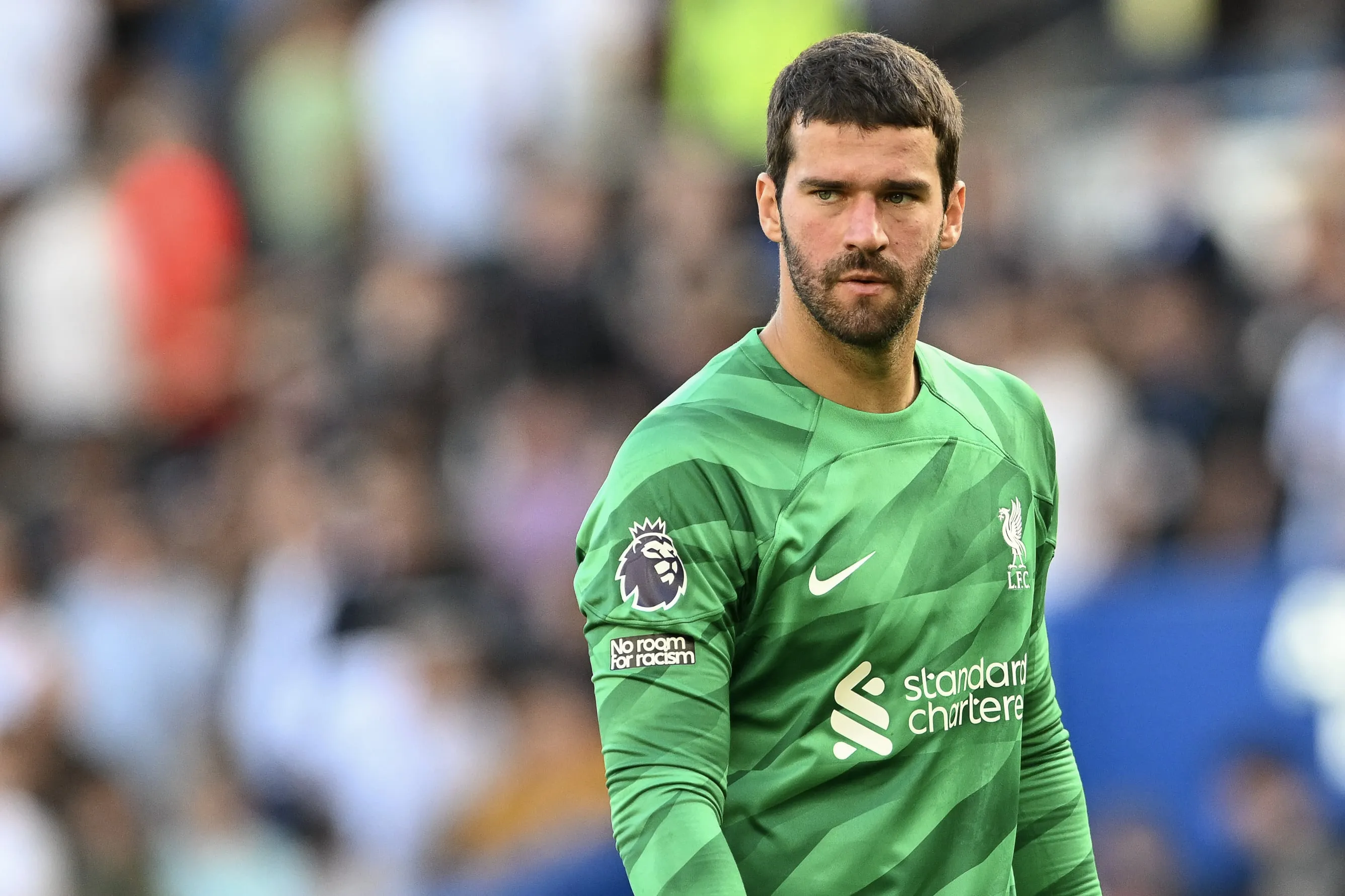 Antes de Liverpool x United, Alisson relembra 7 a 0 e afirma: &lsquo;Se eu fosse jogador deles, estaria pegando fogo&rsquo;