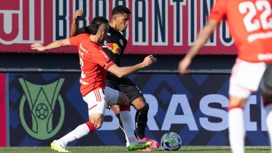 Na estreia de Coudet, Inter ainda faz mais do mesmo e empata com Bragantino
