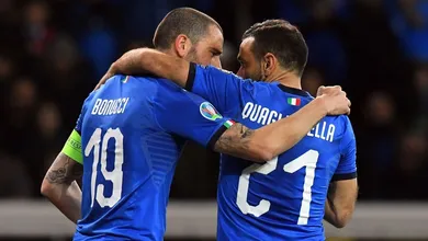 Jorginho e Bonucci s&atilde;o os batedores de p&ecirc;nalti, mas deixaram Quagliarella fazer hist&oacute;ria
