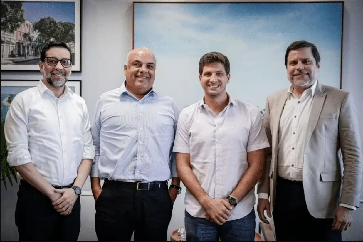 joao campos com presidentes do n&aacute;utico, sport e santa cruz