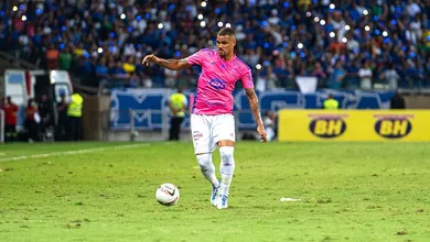 Cruzeiro acerta com Z&eacute; Ivaldo para 2024 ap&oacute;s jogo duro do Athletico
