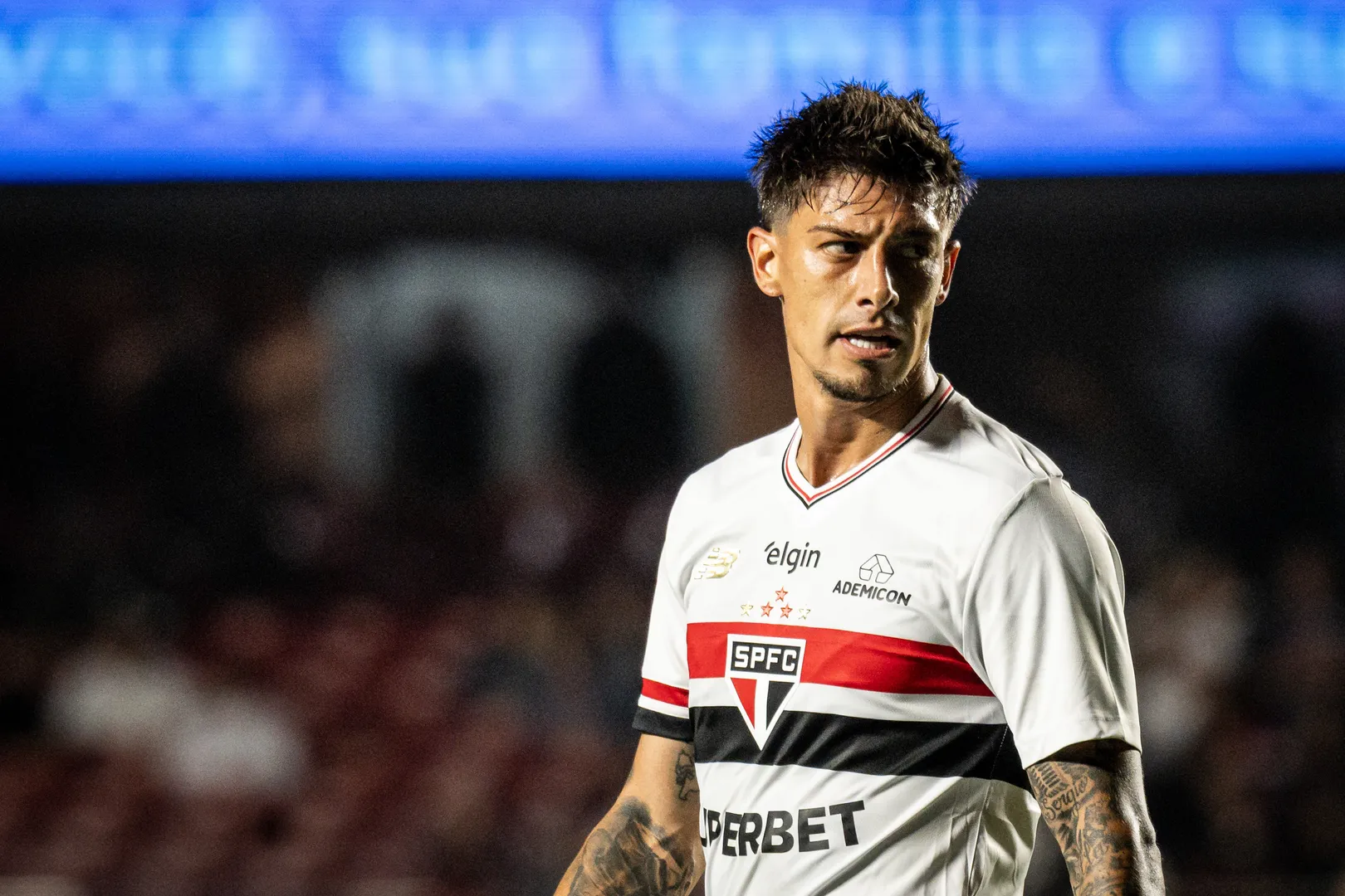 Emiliano Rigoni, em a&ccedil;&atilde;o pelo S&atilde;o Paulo contra o Botafogo