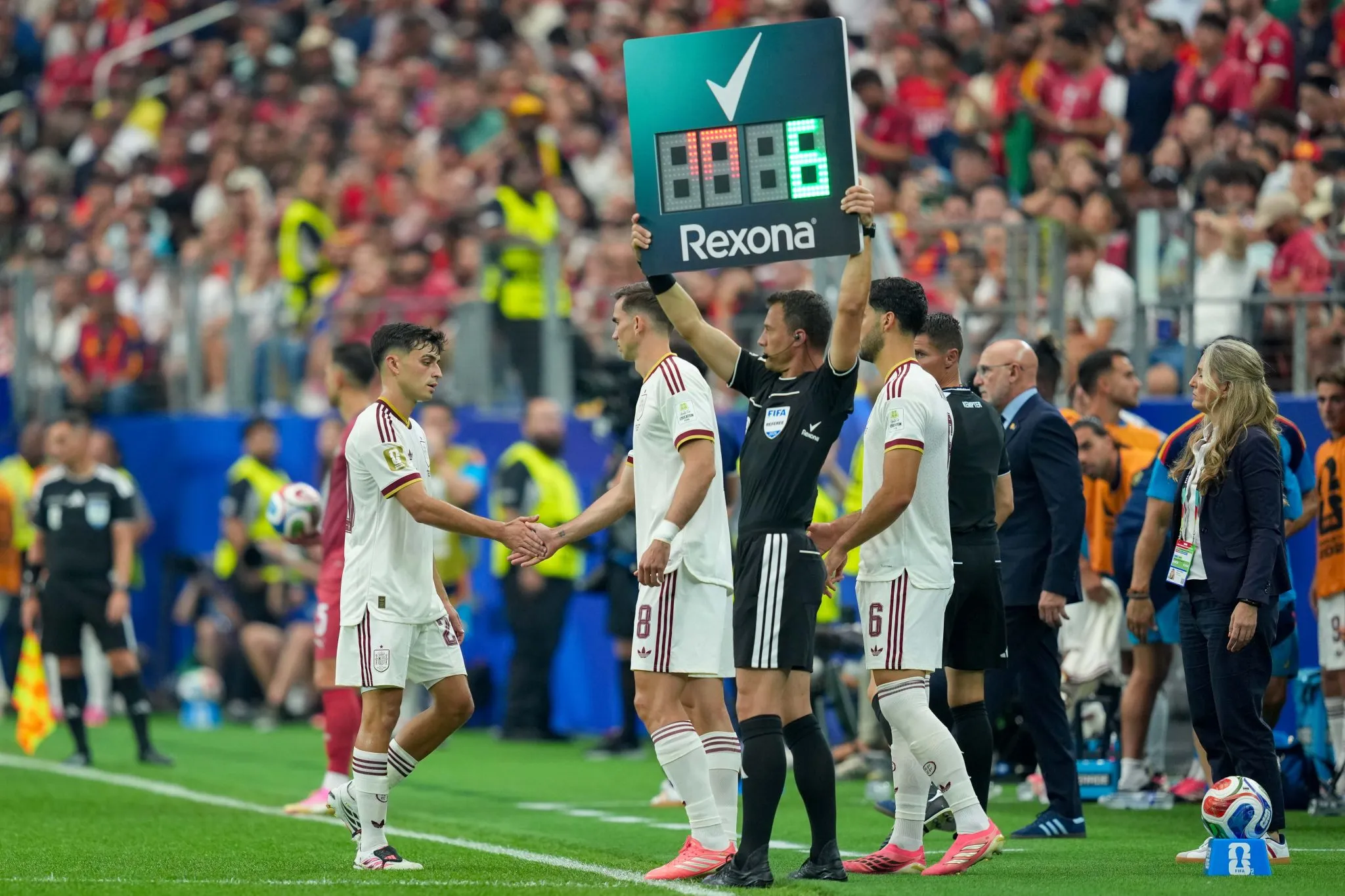 Fabi&aacute;n Ruiz substitui Pedri em jogo da Copa do Mundo