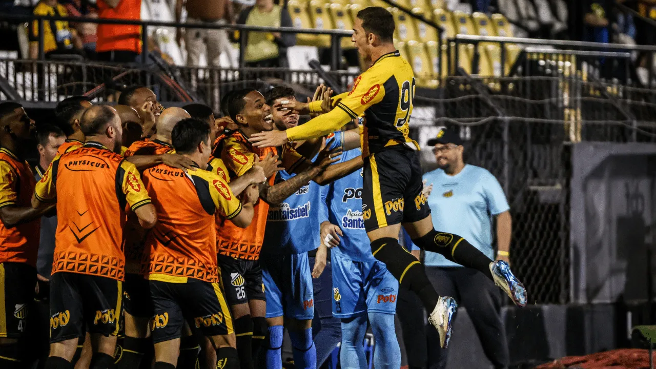 Craque do Novorizontino ter&aacute; premia&ccedil;&atilde;o inusitada por classifica&ccedil;&atilde;o heroica contra o Corinthians