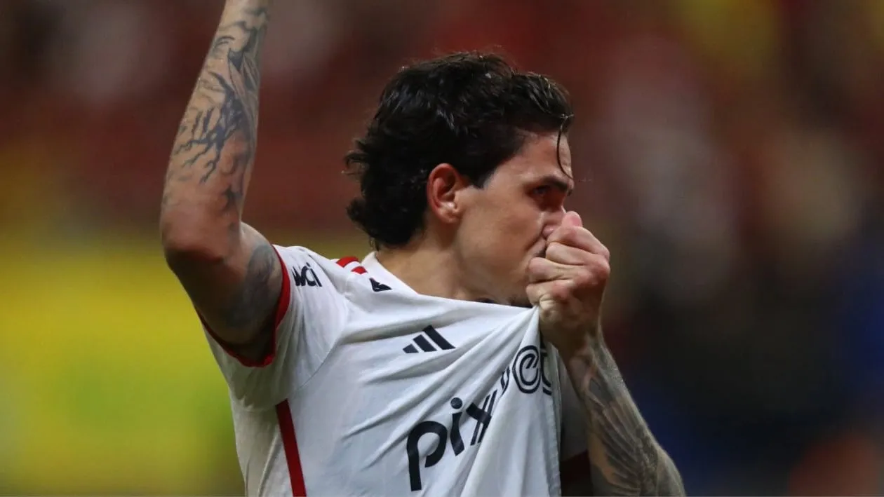 Flamengo volta a sofrer, mas garante oitavas da Copa do Brasil ao vencer o Amazonas