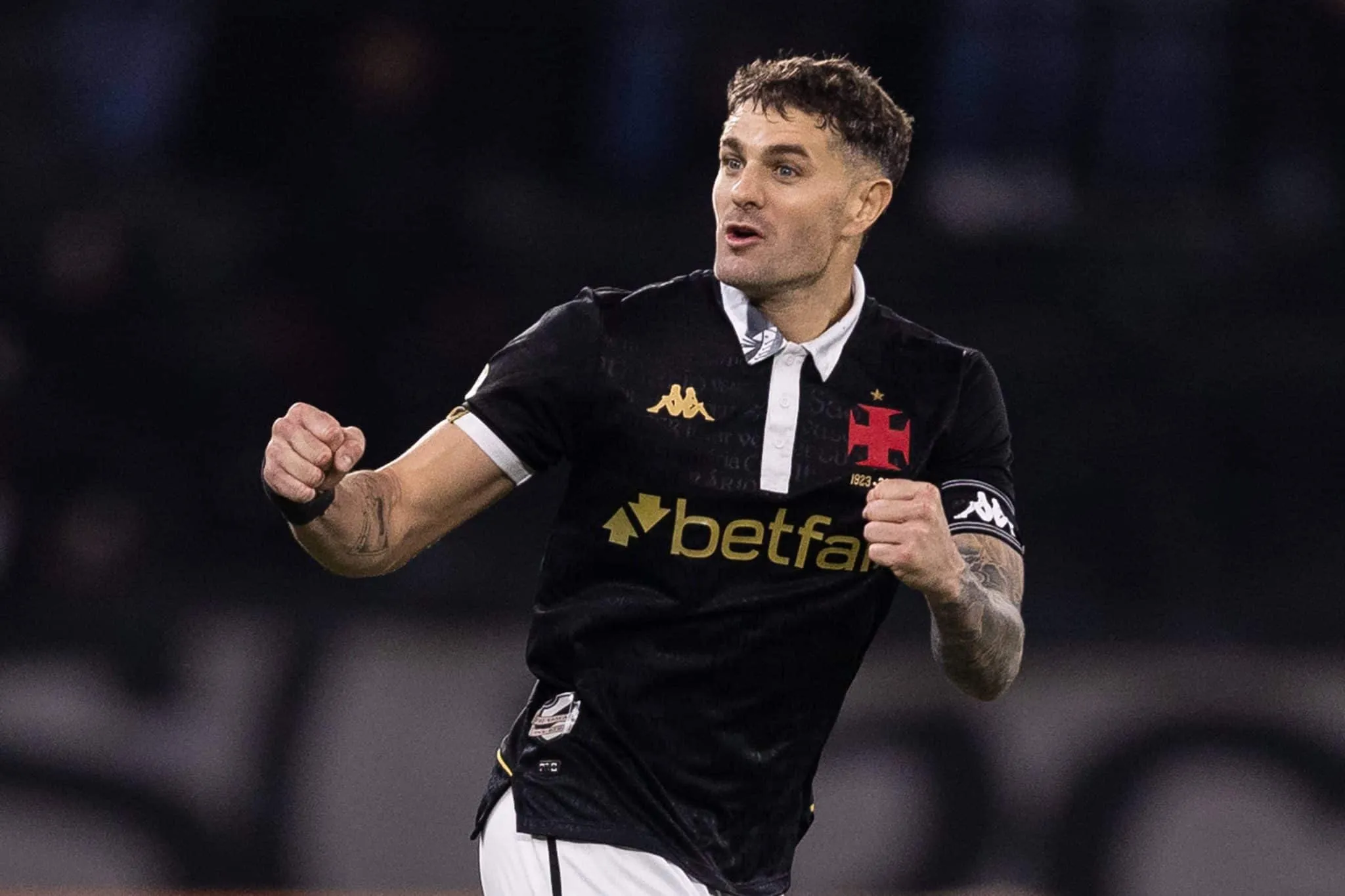 Fluminense e Vegetti divergem em vers&otilde;es sobre suposta oferta pelo atacante do Vasco