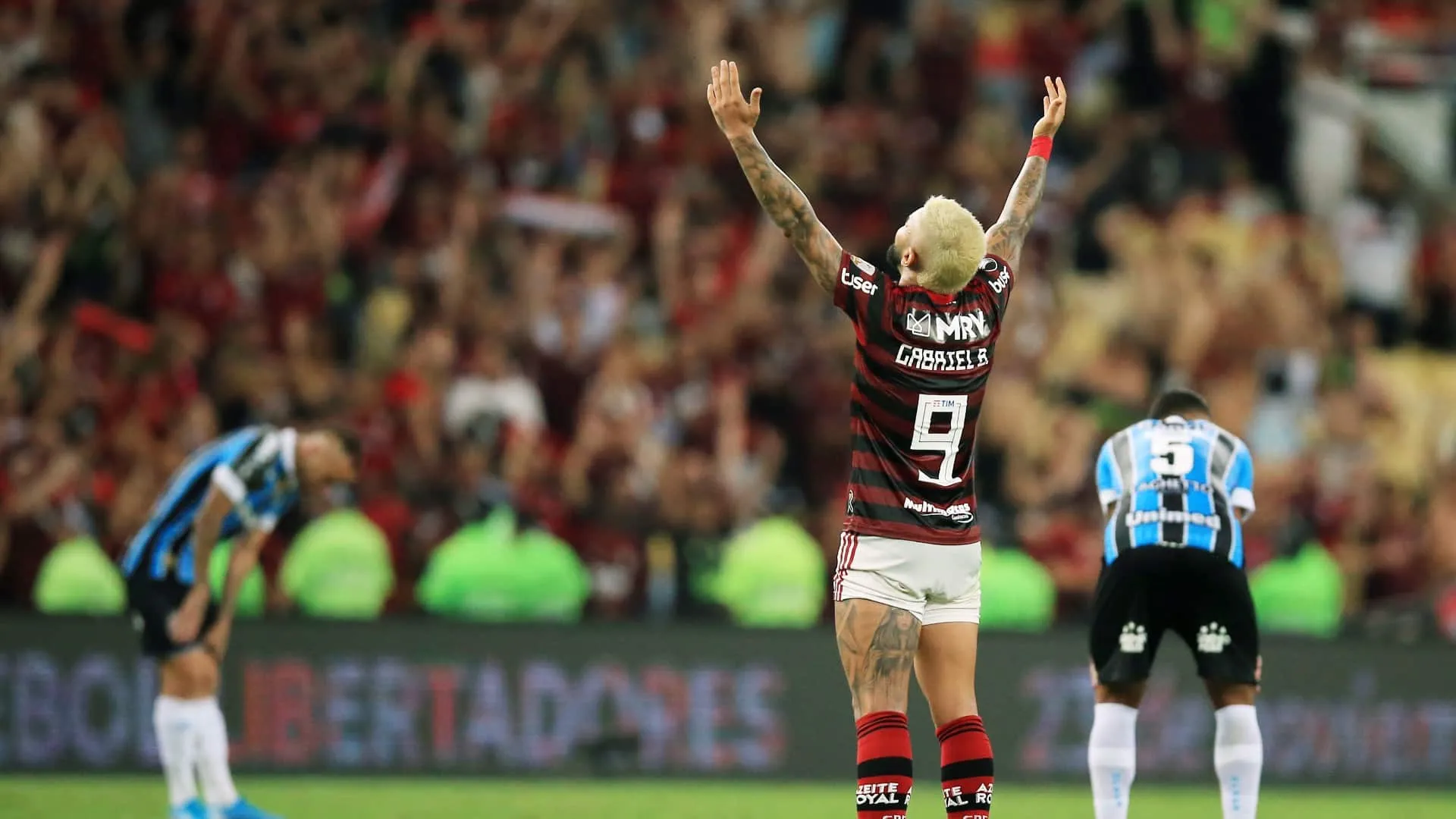 Melhor time do Brasil, sim, senhor: sem piedade, Flamengo destruiu o Gr&ecirc;mio no caminho &agrave; final