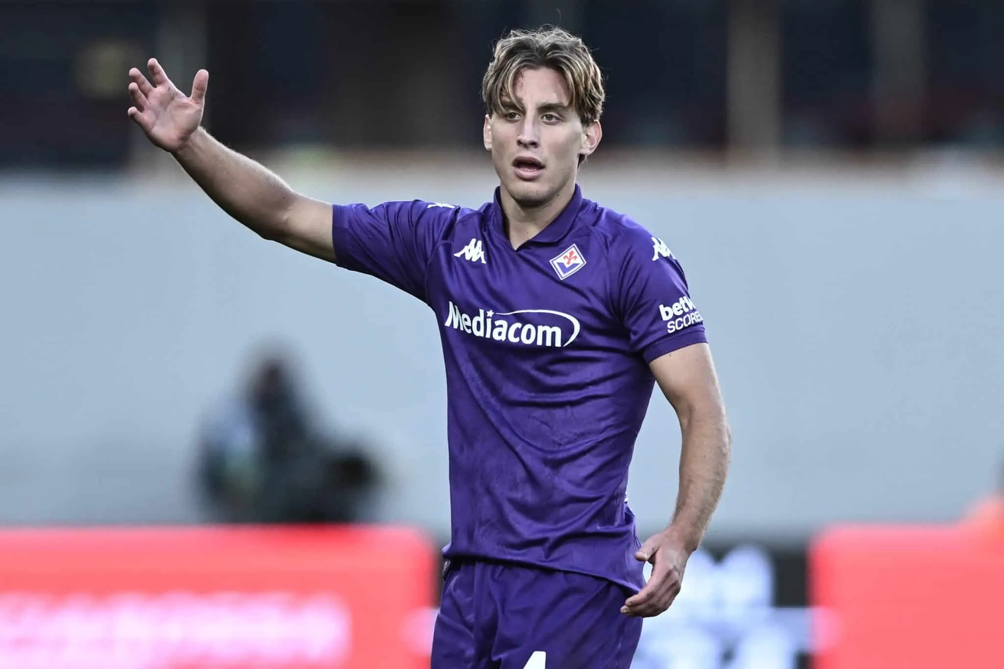 Por que jogador da Fiorentina que sofreu mal s&uacute;bito pode ser proibido de jogar na It&aacute;lia
