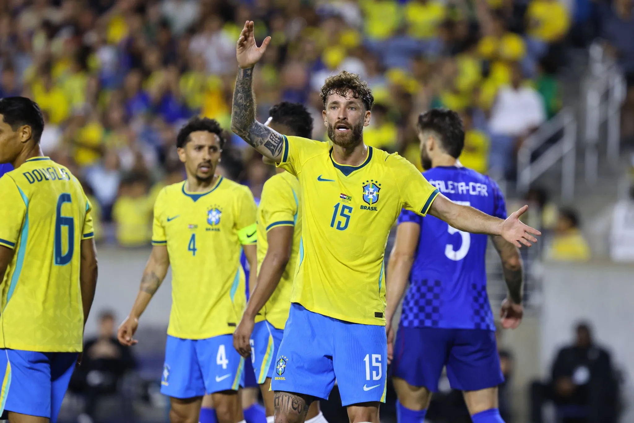 L&eacute;o Pereira em a&ccedil;&atilde;o pela sele&ccedil;&atilde;o brasileira 