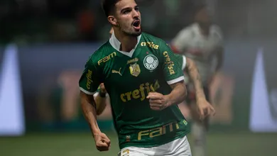 Misto do Palmeiras mostra mais que titulares na Libertadores e bate S&atilde;o Paulo em cl&aacute;ssico