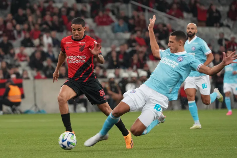 Gabriel Xavier, do Bahia, divide com Christian, do Athletico-PR