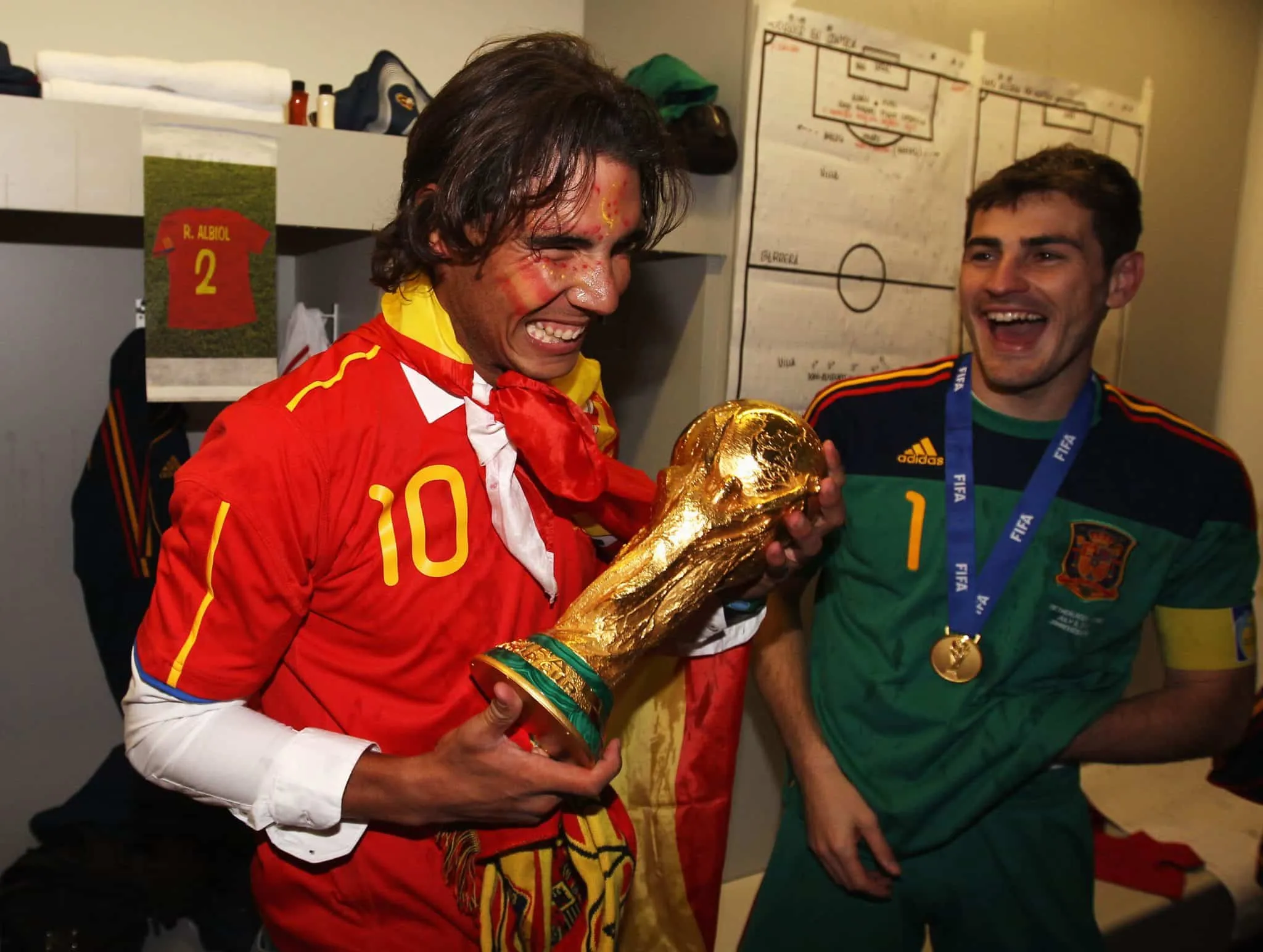Cinco momentos em que Rafael Nadal mostrou sua paix&atilde;o pelo futebol