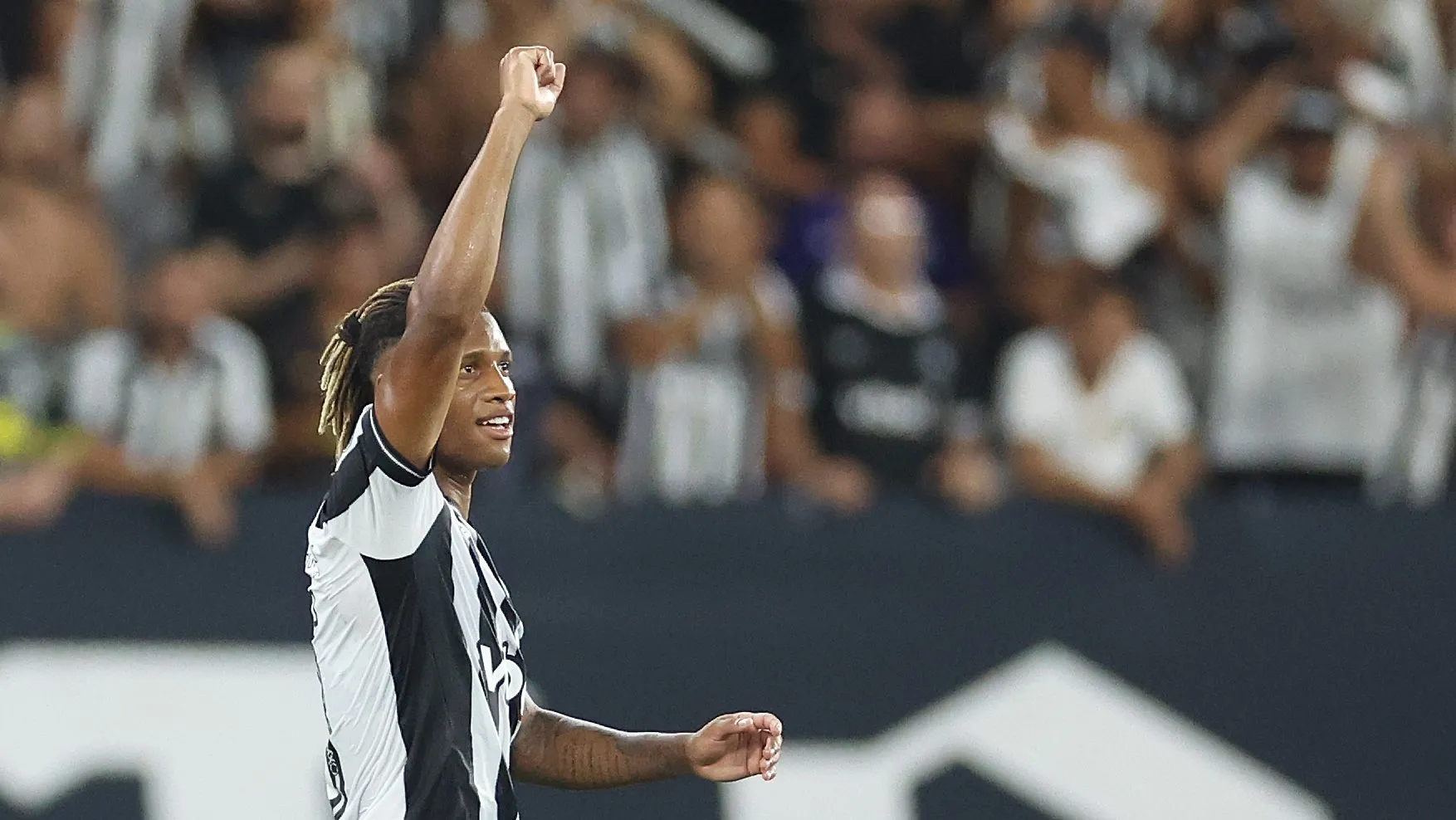 Recital de Danilo para classificar Botafogo mostra como volante pode ser &uacute;til &agrave; Sele&ccedil;&atilde;o