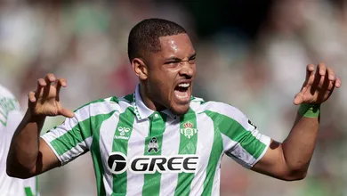 Vitor Roque recebe proposta de R$ 127 milh&otilde;es para jogar no Brasil, diz jornalista