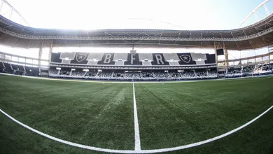 Escolha do Vasco por Nilton Santos para cl&aacute;ssico gera ironia de rival e preocupa&ccedil;&atilde;o da PM