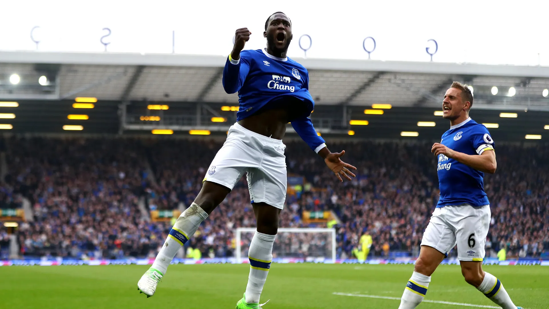 Everton quebrou sequ&ecirc;ncia de vit&oacute;rias do Leicester em um joga&ccedil;o