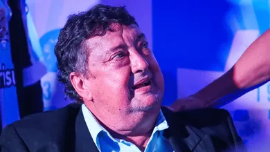 &lsquo;Esquecido&rsquo;, mas Imortal: her&oacute;i do Gr&ecirc;mio na Libertadores, C&eacute;sar morre aos 68 anos