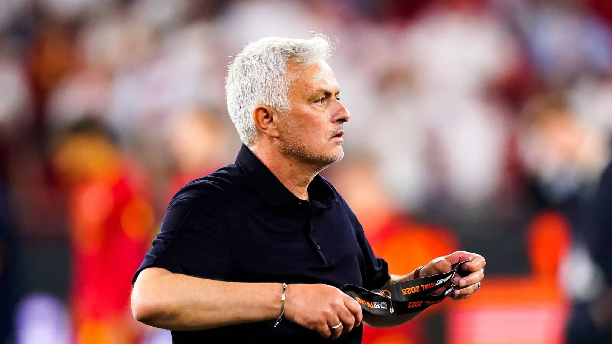 Mourinho: &ldquo;Estamos mortos de cansa&ccedil;o, mas orgulhosos. N&atilde;o tive contato com ningu&eacute;m e tenho um ano de contrato&rdquo;
