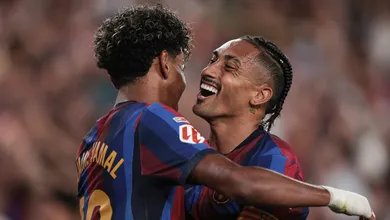 Raphinha e Yamal tornam primeiro grande desafio do Barcelona na temporada em vit&oacute;ria f&aacute;cil