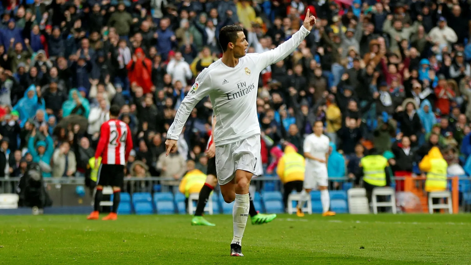 Em joga&ccedil;o contra o Athletic, Cristiano Ronaldo resolveu para o Real com dois belos gols