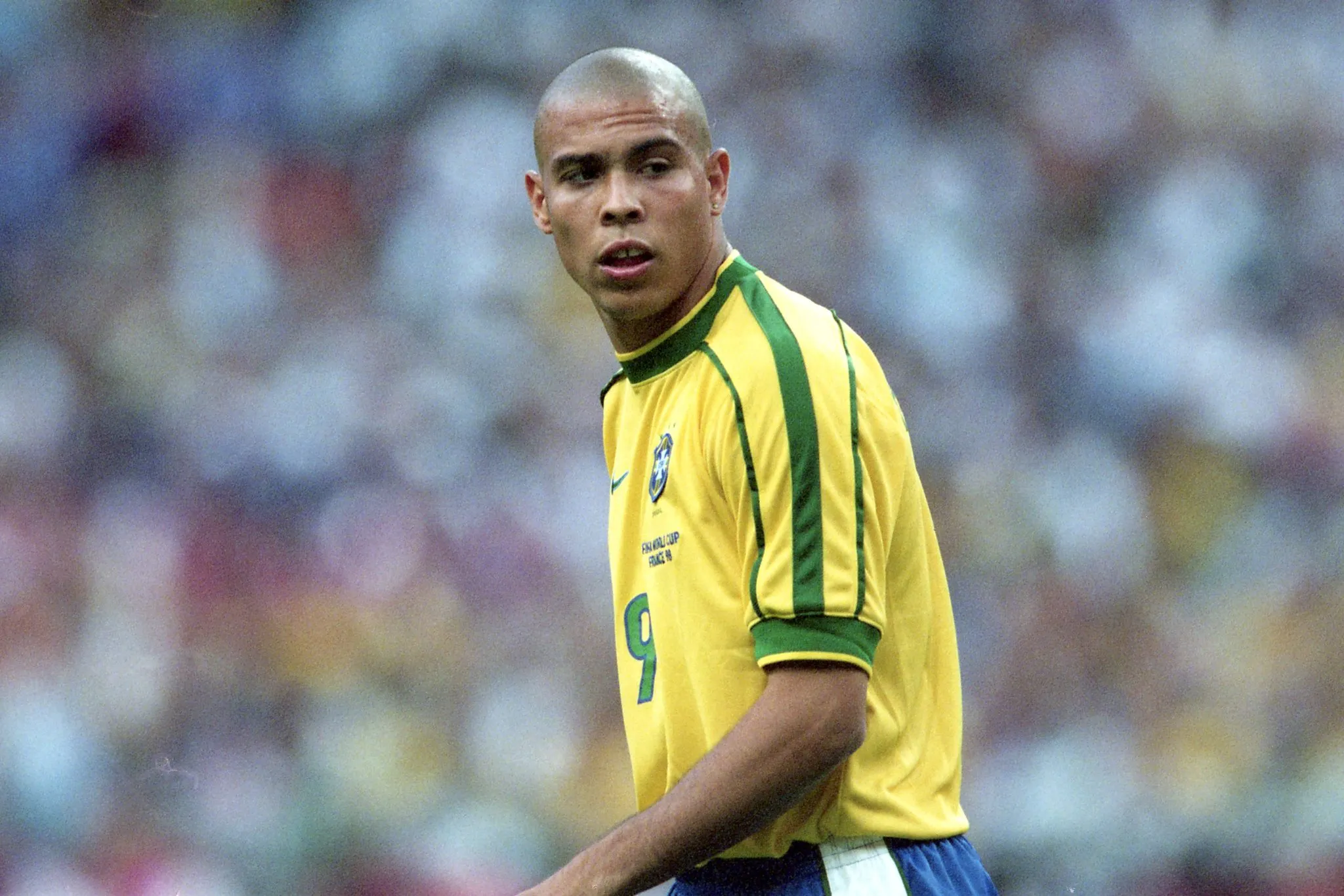 Ronaldo Fen&ocirc;meno em jogo do Brasil na Copa do Mundo de 1998