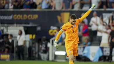 Matt Turner foi o her&oacute;i dos EUA, que venceram o cl&aacute;ssico contra o Canad&aacute; rumo &agrave;s semifinais da Copa Ouro