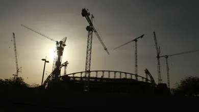 Anistia Internacional cobra Catar por descumprimento de melhorias trabalhistas em obras da Copa