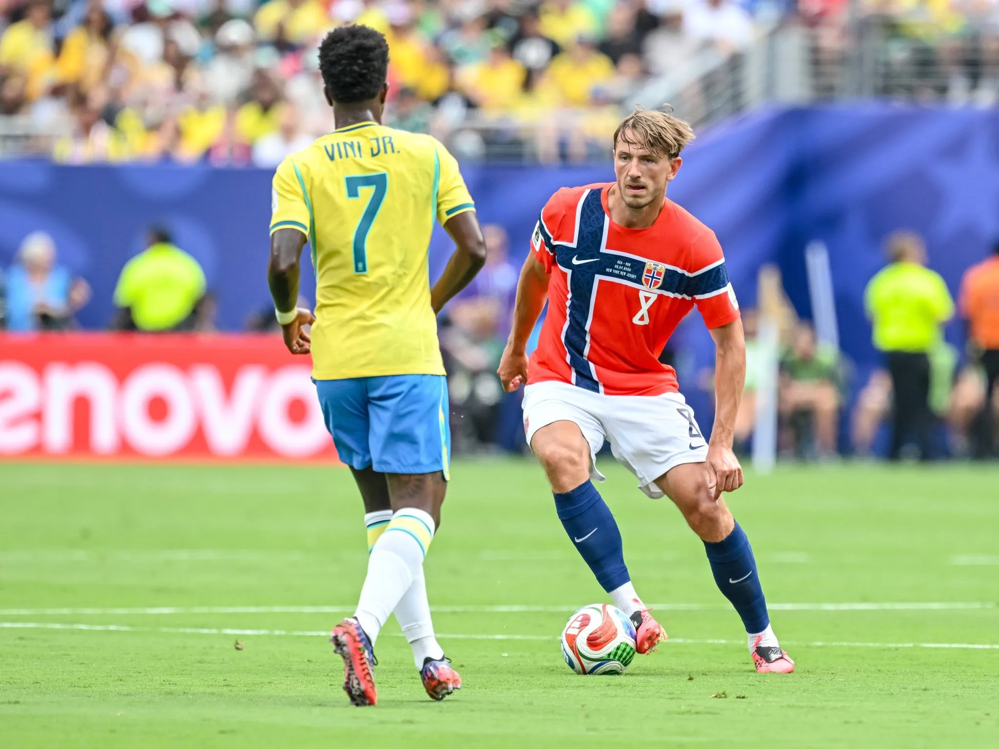 Sander Berge durante Brasil x Noruega (Foto: Imago/DeFodi Images)