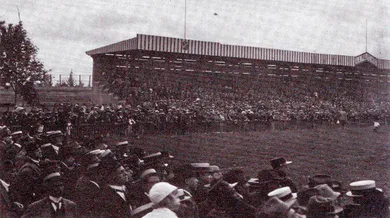 Um Palmeiras x Corinthians de 100 anos atr&aacute;s: Como um osso ati&ccedil;ou a rivalidade no D&eacute;rbi