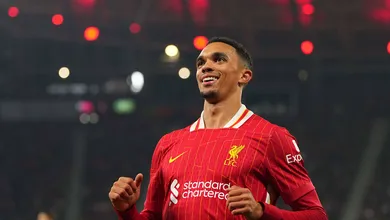 Os maiores sal&aacute;rios da Premier League: Arnold pode assumir a ponta