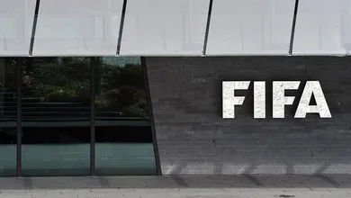 A Fifa vai mudar, e voc&ecirc; precisa saber quem est&aacute; nessa briga pelo poder