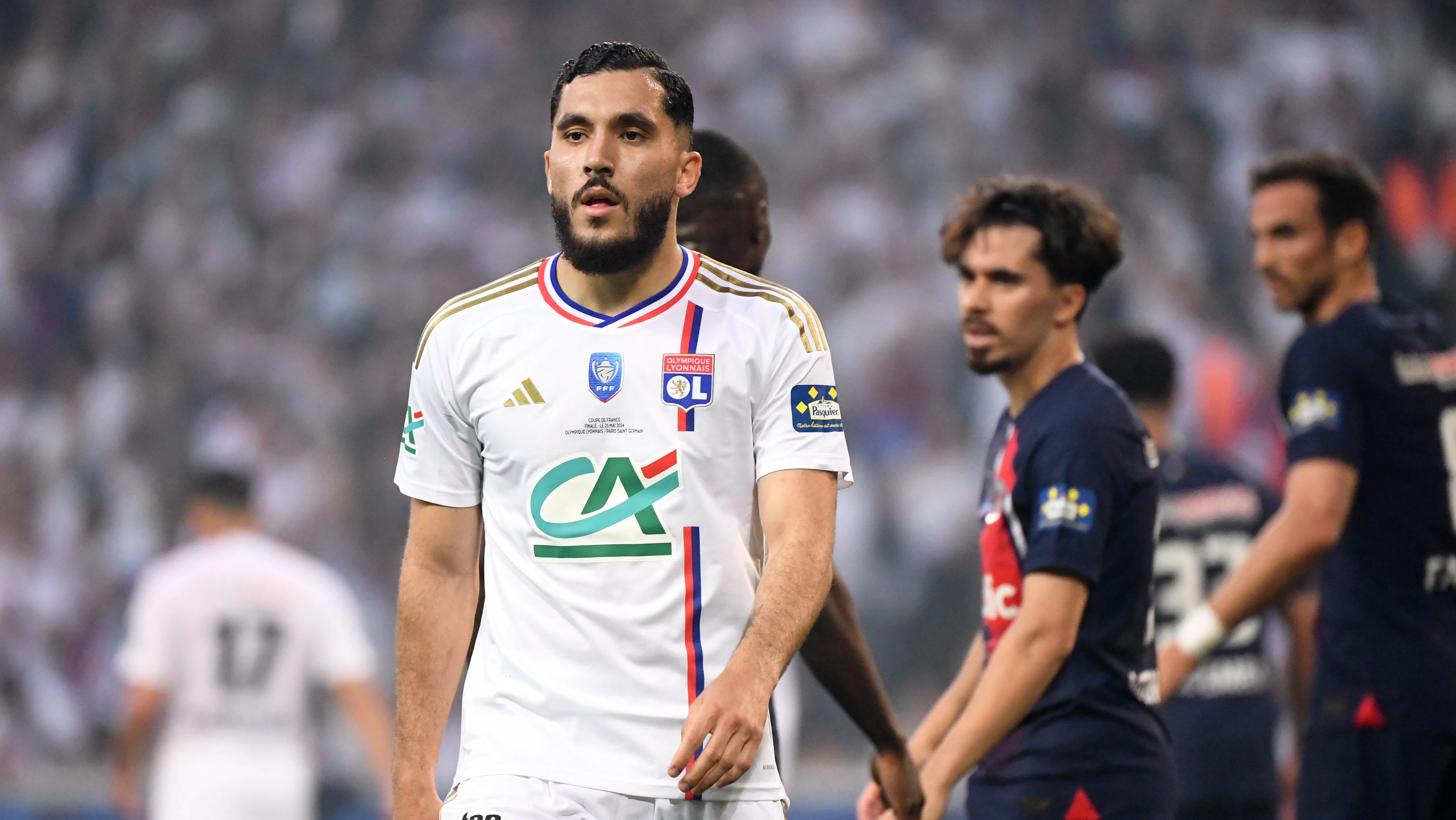 Como acordo entre Cherki e PSG falhou gra&ccedil;as ao Borussia Dortmund e ajudou o City