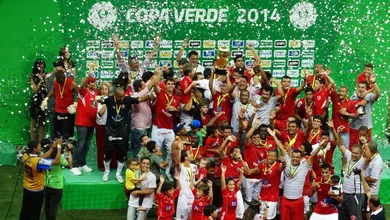 Revolta da torcida, veto &agrave; arena da Copa, meses de espera: a epopeia do Bras&iacute;lia na Sul-Americana