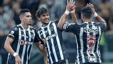 Ufa! Atl&eacute;tico-MG leva susto do Pe&ntilde;arol, mas Scarpa brilha e garante mais uma vit&oacute;ria