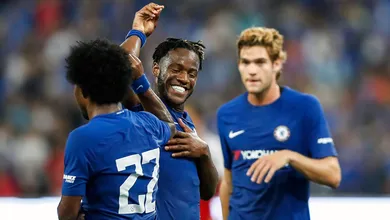 Chelsea venceu Arsenal com gols de quem precisa mostrar servi&ccedil;o: Willian e Bastshuayi