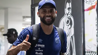 L&iacute;der e embalado, Santos visita o Amazonas em duelo de estreantes na S&eacute;rie B