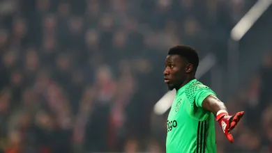 Excesso de confian&ccedil;a d&aacute; nisso: olha a bobagem que fez o goleiro do Ajax
