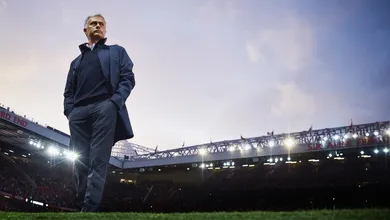 Em boa entrevista, Mourinho ressalta que problemas do Manchester United continuam por l&aacute;