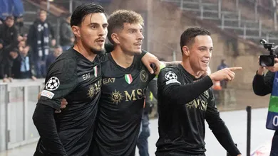 Num jogo arrastado, Kvara foi o diferencial para o triunfo do Napoli em Berlim